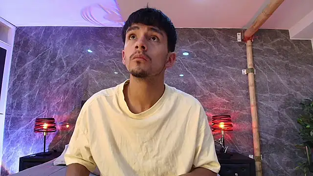 Snapshot of Axel_Draven chatting on July 16, 2026, 12:22 pm Axel Draven online show from July 16, 2026, 12:22 pm