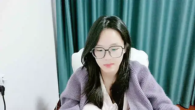 guai00 online show from October 30, 2025, 6:19 pm