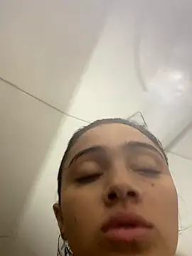Snapshot of Atenea_miler chatting on September 29, 2025, 6:35 pm Atenea miler online show from September 29, 2025, 6:35 pm