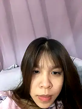 Hanaa07  online show from November 2, 2025, 2:14 am