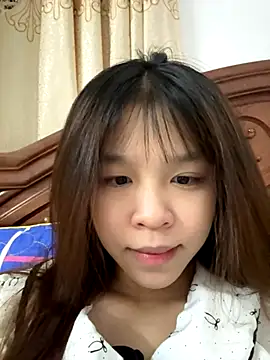 Hanaa07  online show from December 5, 2025, 3:15 am