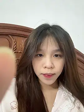 Hanaa07  online show from December 18, 2025, 10:32 am