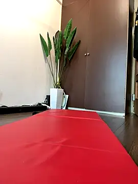 Snapshot of queen_slave1221 chatting on October 27, 2025, 2:15 am queen slave1221 online show from October 27, 2025, 2:15 am