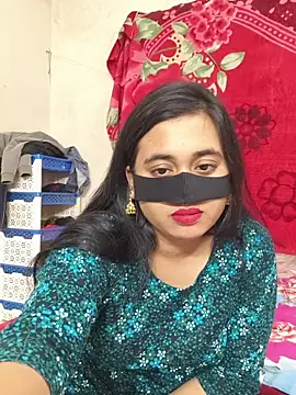 Snapshot of Love_Queen11 chatting on January 11, 2026, 4:23 pm Love Queen11 online show from January 11, 2026, 4:23 pm