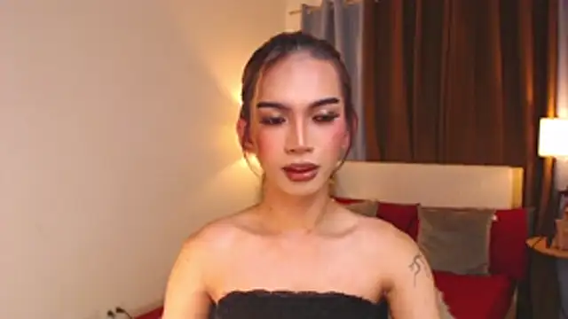 Snapshot of AmarraSins chatting on November 1, 2025, 7:49 pm AmarraSins online show from November 1, 2025, 7:49 pm