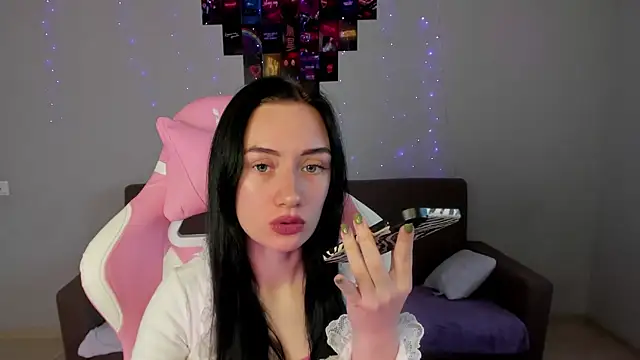 Arina Meow19 online show from November 8, 2025, 8:25 am