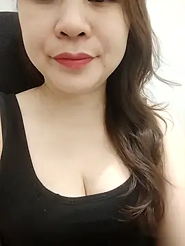 Girl Shy2000 online show from March 26, 2026, 2:11 pm