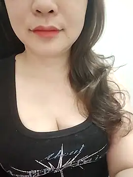 Girl Shy2000 online show from April 10, 2026, 10:09 am