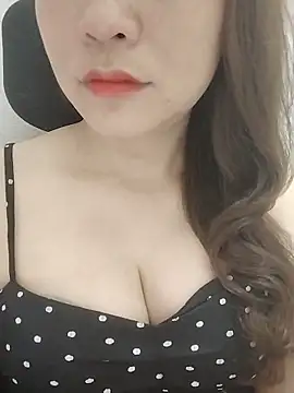 Snapshot of Girl_Shy2000 chatting on May 16, 2026, 12:37 pm Girl Shy2000 online show from May 16, 2026, 12:37 pm