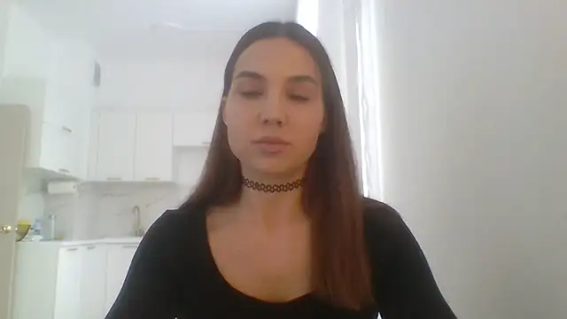 Snapshot of Arivessa chatting on October 25, 2025, 10:01 am Arivessa online show from October 25, 2025, 10:01 am
