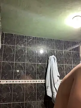 Snapshot of Moisesjrtapia chatting on September 27, 2025, 10:04 pm Moisesjrtapia online show from September 27, 2025, 10:04 pm