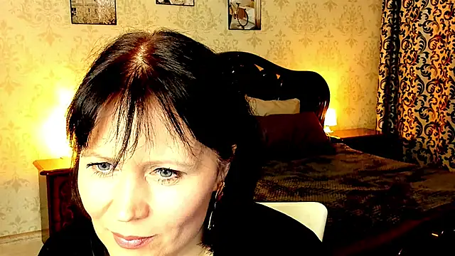 CelestineDream online show from October 16, 2025, 7:48 pm