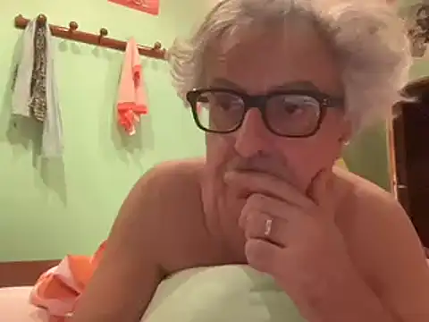 chtentation online show from February 2, 2026, 11:03 pm