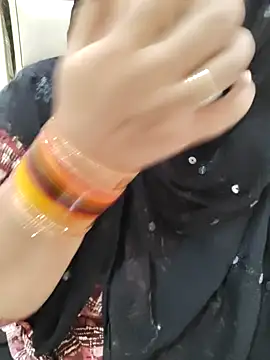 Snapshot of Miss_Rose__ chatting on October 27, 2025, 5:50 pm Miss Rose online show from October 27, 2025, 5:50 pm