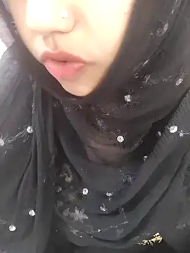 Snapshot of Miss_Rose__ chatting on November 10, 2025, 6:01 am Miss Rose online show from November 10, 2025, 6:01 am