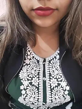 Snapshot of Miss_Rose__ chatting on December 2, 2025, 9:14 am Miss Rose online show from December 2, 2025, 9:14 am