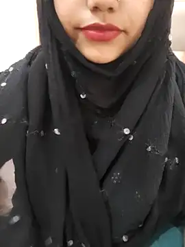 Snapshot of Miss_Rose__ chatting on December 3, 2025, 6:32 am Miss Rose online show from December 3, 2025, 6:32 am