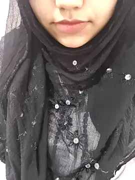 Snapshot of Miss_Rose__ chatting on December 17, 2025, 1:28 pm Miss Rose online show from December 17, 2025, 1:28 pm