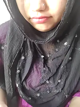 Snapshot of Miss_Rose__ chatting on February 2, 2026, 4:22 am Miss Rose online show from February 2, 2026, 4:22 am