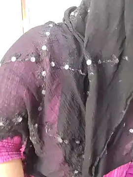 Snapshot of Miss_Rose__ chatting on February 4, 2026, 6:30 am Miss Rose online show from February 4, 2026, 6:30 am