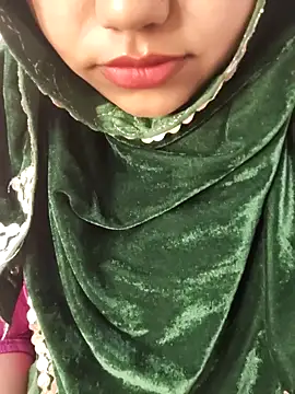 Snapshot of Miss_Rose__ chatting on February 19, 2026, 5:36 am Miss Rose online show from February 19, 2026, 5:36 am