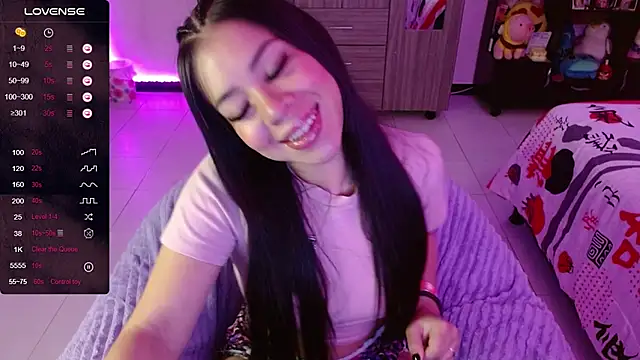 Isaabellaa 24 online show from October 25, 2025, 7:19 pm