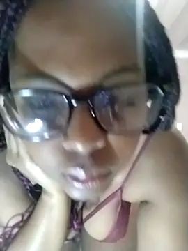 Snapshot of BigBootyMistress chatting on September 25, 2025, 1:20 am BigBootyMistress online show from September 25, 2025, 1:20 am