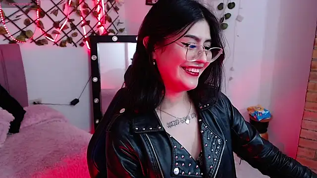 isa bunny18 online show from October 17, 2025, 3:10 am