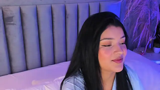 EmmaBlossom online show from September 27, 2025, 7:19 pm