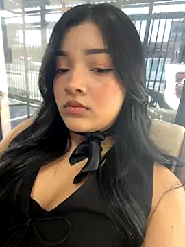 EmmaBlossom online show from October 16, 2025, 6:31 pm