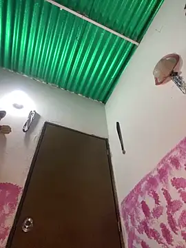 Snapshot of Pingasaboy20 chatting on February 10, 2026, 7:51 pm Pingasaboy20 online show from February 10, 2026, 7:51 pm