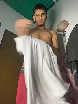 Snapshot of Pingasaboy20 chatting on February 16, 2026, 9:16 am Pingasaboy20 online show from February 16, 2026, 9:16 am