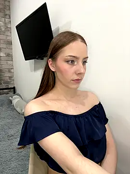 Snapshot of Im_Regina chatting on October 31, 2025, 5:47 pm Im Regina online show from October 31, 2025, 5:47 pm