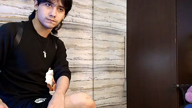 Lovers 21 online show from March 26, 2026, 4:07 am