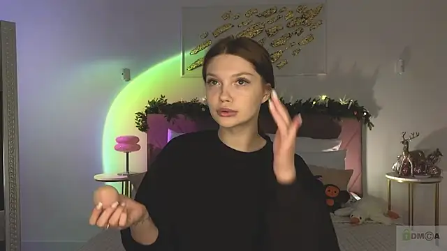 Snapshot of Nicole_Broown_ chatting on January 15, 2026, 9:18 pm Nicole Broown online show from January 15, 2026, 9:18 pm