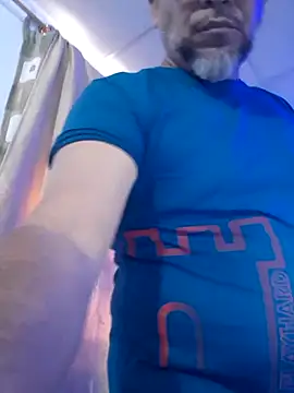 ANTHONYHOTT69 online show from October 21, 2025, 9:04 pm