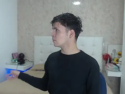 Aaron Foxxx online show from December 18, 2025, 8:04 pm