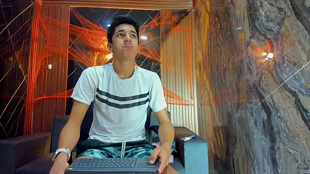 Stiben boy online show from October 26, 2025, 3:12 am