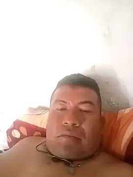 30-zulefabiansolarte online show from October 4, 2025, 7:01 pm