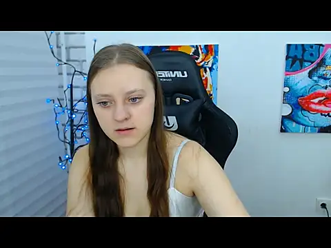 ArinaBelle online show from December 14, 2025, 12:16 am