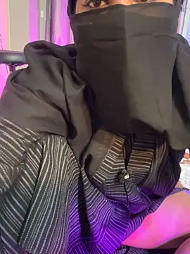 Snapshot of Lisa_afreen chatting on October 25, 2025, 6:02 pm Lisa afreen online show from October 25, 2025, 6:02 pm