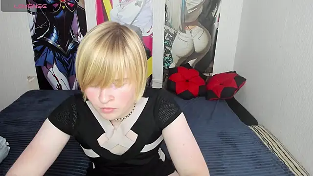 Snapshot of Cattie_w_ chatting on October 28, 2025, 1:20 am Cattie w online show from October 28, 2025, 1:20 am