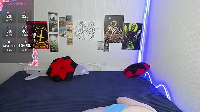 Snapshot of Cattie_w_ chatting on December 18, 2025, 1:11 am Cattie w online show from December 18, 2025, 1:11 am