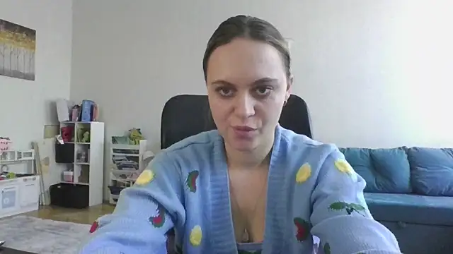 Snapshot of Cynoraye chatting on February 25, 2026, 1:43 pm Cynoraye online show from February 25, 2026, 1:43 pm