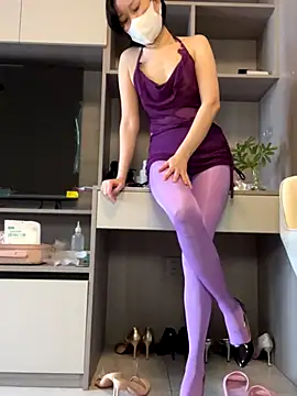 Snapshot of POS001 chatting on December 17, 2025, 5:46 am POS001 online show from December 17, 2025, 5:46 am