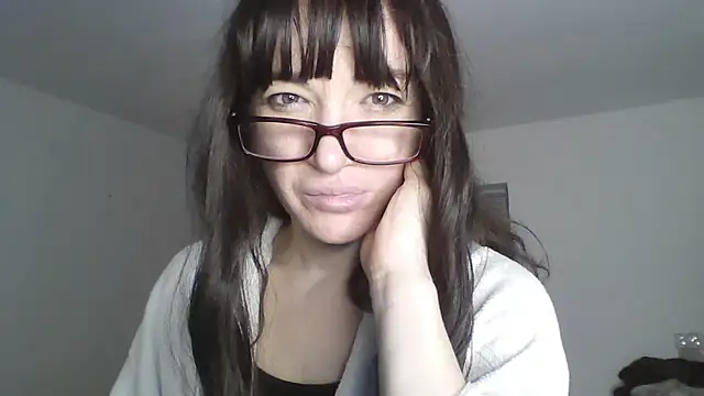 Snapshot of Tyrivell chatting on February 24, 2026, 1:47 am Tyrivell online show from February 24, 2026, 1:47 am