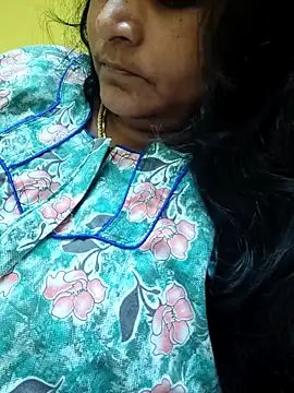 Snapshot of navyasree143 chatting on October 22, 2025, 4:35 am navyasree143 online show from October 22, 2025, 4:35 am