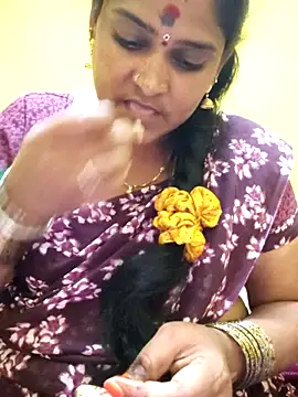 Snapshot of navyasree143 chatting on October 25, 2025, 2:24 pm navyasree143 online show from October 25, 2025, 2:24 pm