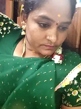 Snapshot of navyasree143 chatting on October 29, 2025, 10:06 am navyasree143 online show from October 29, 2025, 10:06 am