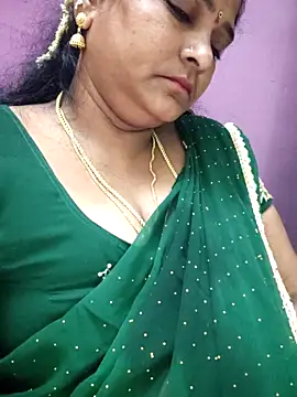 Snapshot of navyasree143 chatting on October 30, 2025, 1:18 am navyasree143 online show from October 30, 2025, 1:18 am